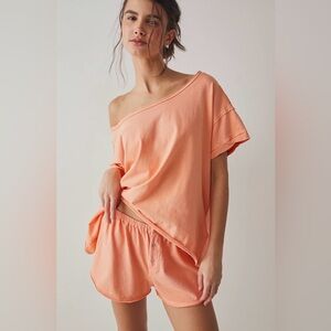 Free People Just Be Chill  Top And Shorts in Color Pomplemoisse Size XL